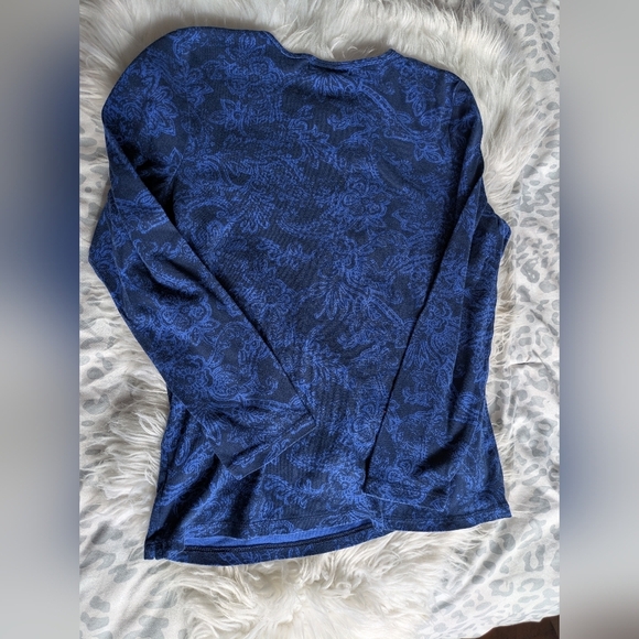 Ralph Lauren Blue and Black Floral Tee - Picture 4 of 7